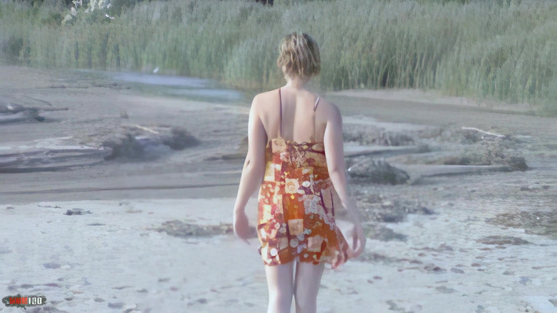 MMM100: Tigra: striptease sensacional de la guapa rubia Tigra se desnuda...