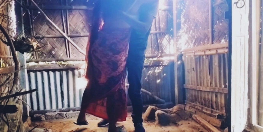 Teensex: Big Booty BBW Bhbai Beautiful Saree Gets Her Wet Pussy...