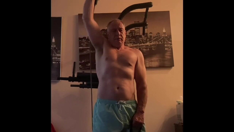 Alex Art: 映画・イン・ジム