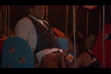 Coyote Raunch: Dominica se reúne con su amante