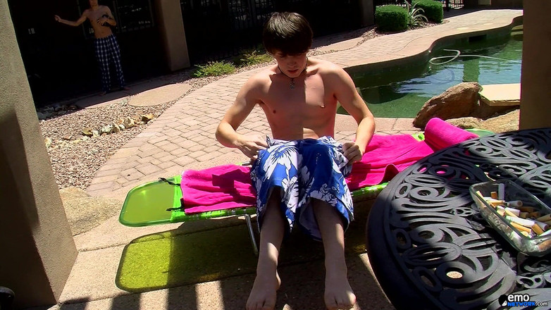 Homo Emo: Hung Teen Cum Eating Solo!