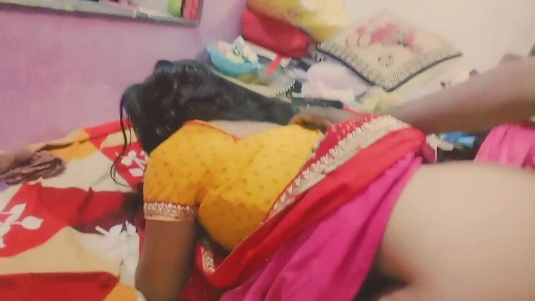 Hemant: サリーでホットドッグファック