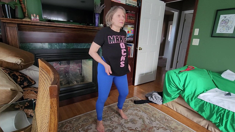 MarieRocks: 옷을 갈아입는 길프