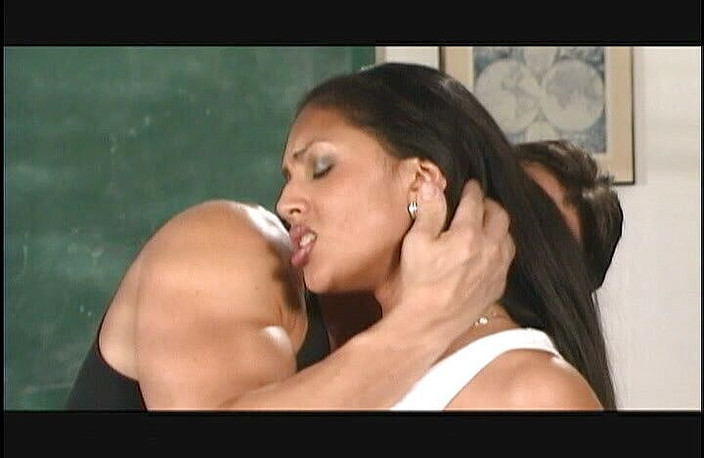 Cryptostudios: Студентку-брюнетку трахает ее учитель с большим членом