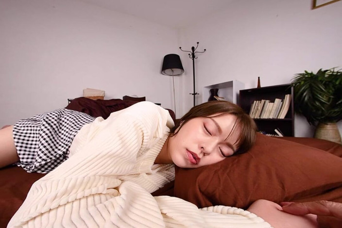 EAGLE-VR: Gairah seksualku membuat persahabatan kita kewalahan 1/2