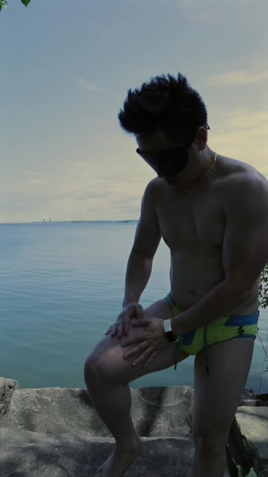 barenakedboy: Lake Day Mood: naoliwiony, zginanie i bezwstydnie pokazując- ponieważ niektóre...