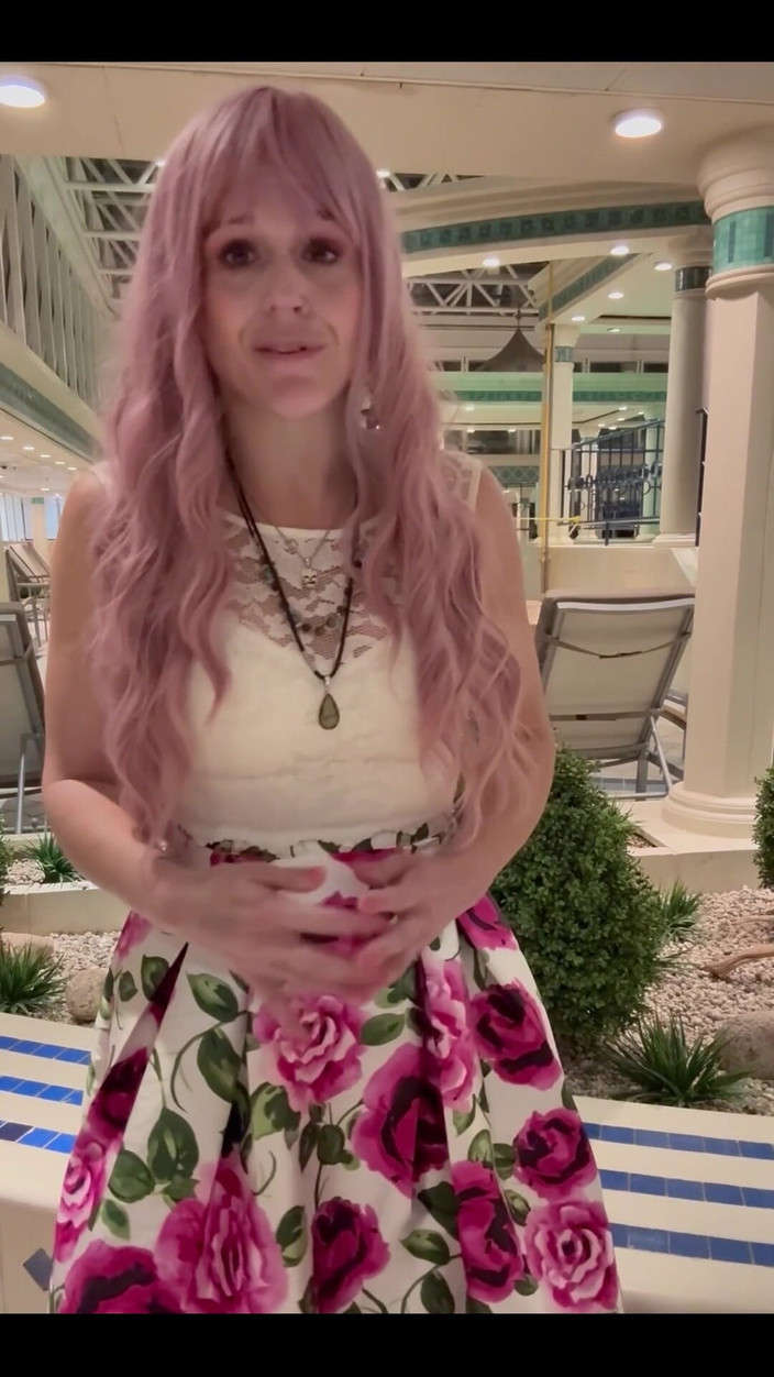 Suzy Wylde: To je záhodno.