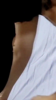 छात्र कॉलेज में शिक्षक को खुश कर रहा है और ग्रेड में सुधार हुआ है