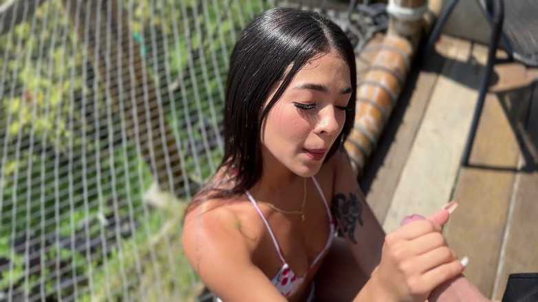 Anna Cherry: मुझे छुट्टी पर आमंत्रित किया जाता है और जोरदार चुदाई की जाती है! - Annacherry7