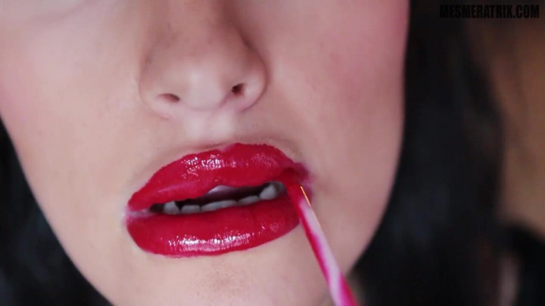 Lady Mesmeratrix Official: Hang on my lips