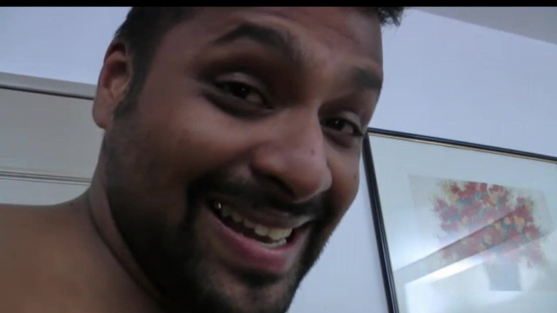 Paris Jango: Düzgün vücutlu ve seksi esmer kadın zenci bir adama götünü...