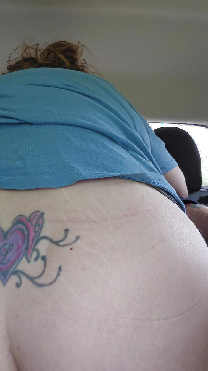 Stud muffin: Esposa gordinha leva uma carona no caminhão