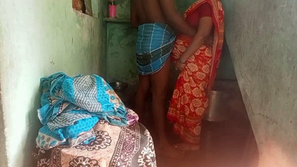 Priyanka314: Тамильская жена и муж занимаются настоящим сексом дома