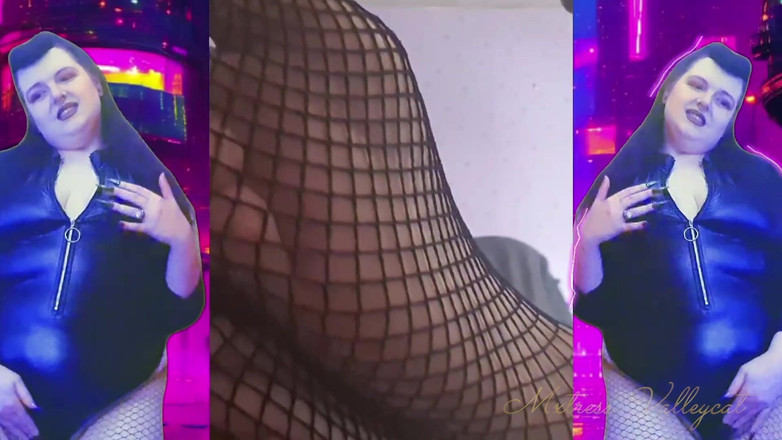 Mxtress Valleycat: जुनूनी पैर वाली कुतिया