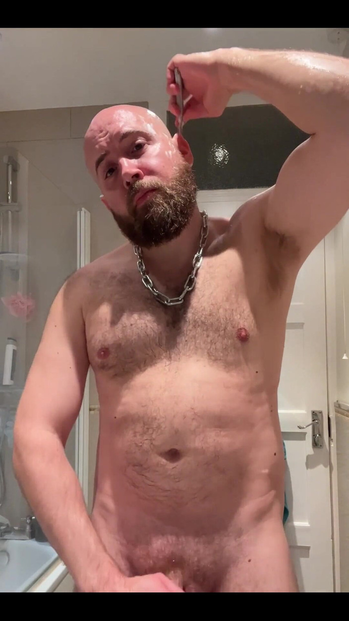joeydphoenix: 我确实喜欢刮我的头！