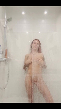 Ti piace guardarmi mentre faccio la doccia, Ragazzaccio?