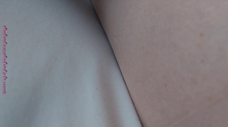 NylonjungeCarmen: Assessment of the horny grandma in pantyhose