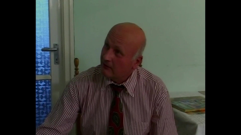 Old & Young: Zralá MILFka vezme nejlepšího přítele svého nevlastního syna