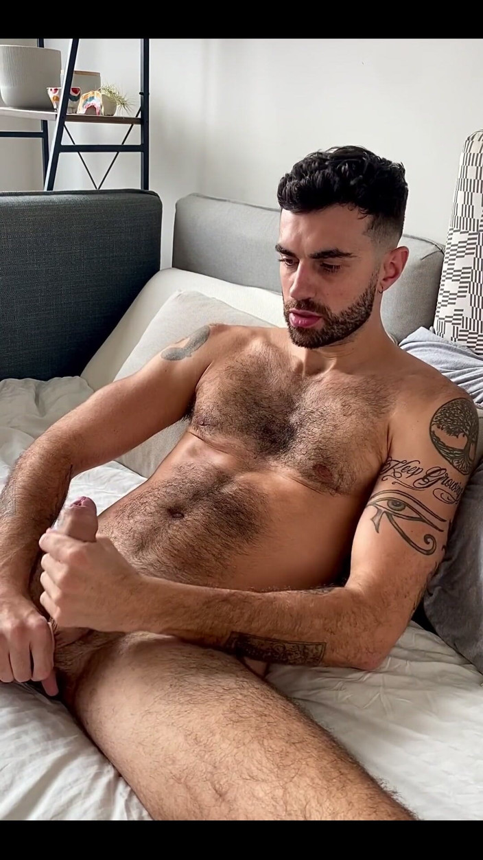 Eli Thorne: Bigboi_eli Solo Jerking &amp; Huge Cumshot