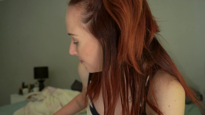 Alicia Robertz: Smoking Menthol 120s
