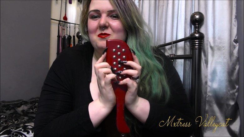 Mxtress Valleycat: Sci-Fi nails tease