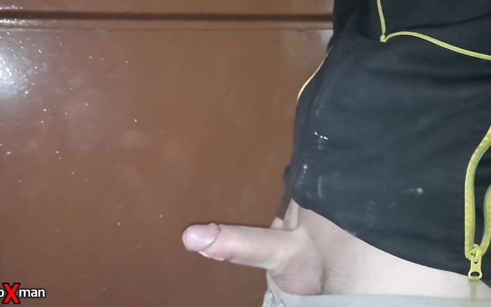 SoloXman: Vuil praten en kreunen terwijl je een klein nat poesje...