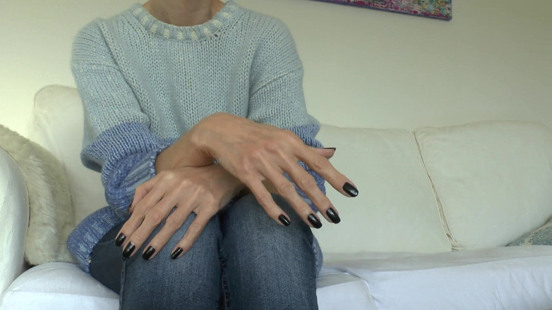 Lady Victoria Valente: Lady Victoria Valente - 黑色性感的指甲