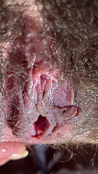 Hot Stepmom Plays with Her Dirty and Hairy Close-up