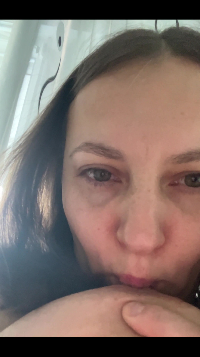 Crypto Mommy: Alles wat ik nodig heb is om je met mij...