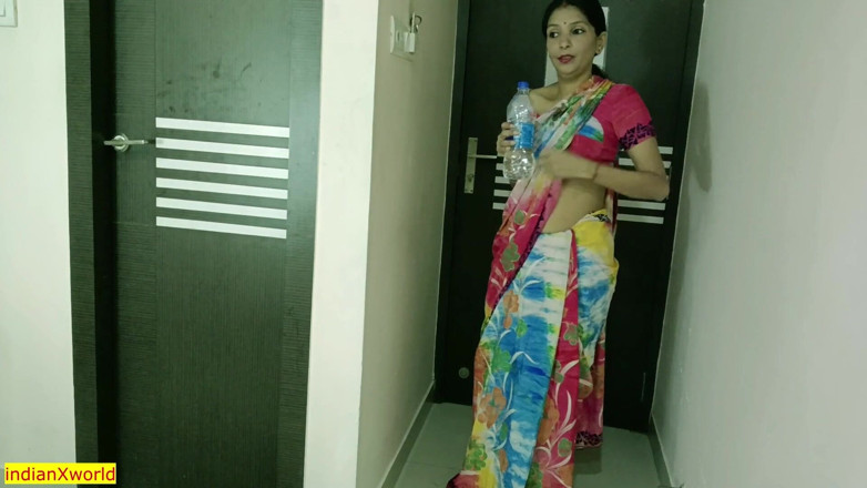Indian Xshot: Sogro indiano fode a nova esposa do enteado !! Sexo tabu...