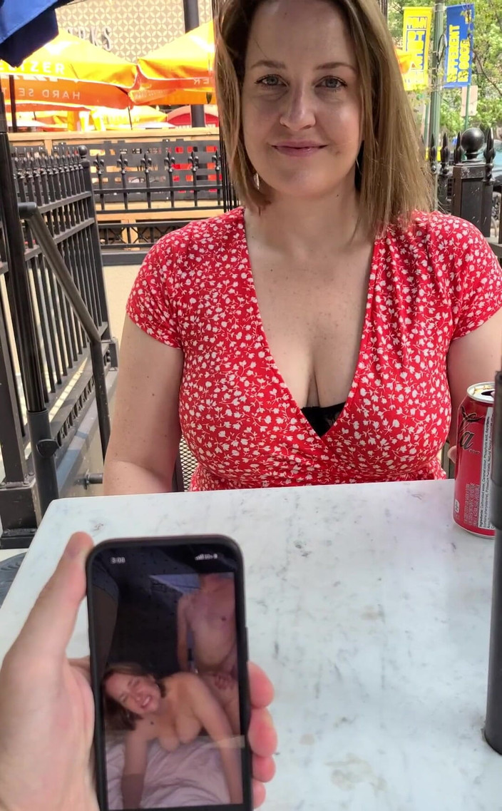 Avril Showers: Маленьке нагадування....