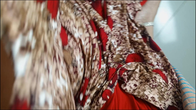 Nadiyabd: Pasangan berkahwin sebenar dengan susu isteri desi India buatan sendiri...