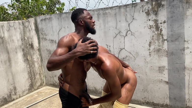 Bigmigh: नरक को उससे बाहर चोदने के लिए आमंत्रित किया गया