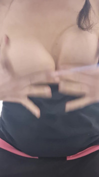 Shaking Hot Boobs