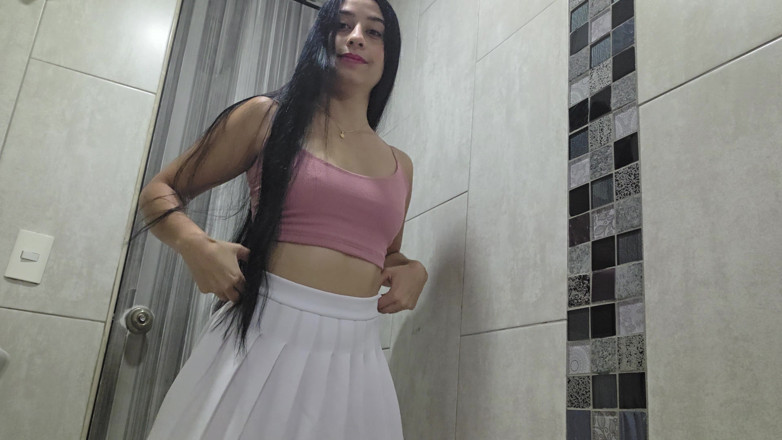 alexia twerk videos: White Skirt Try on Haul
