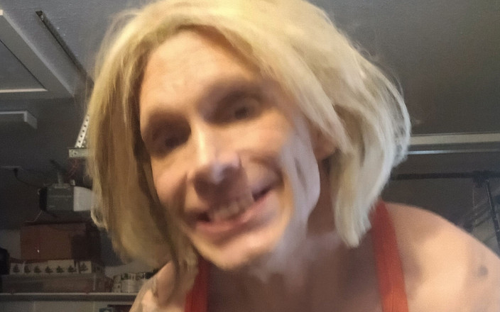 TS JACKIE BLACKED: besar pria kulit putih untuk pertama kalinya