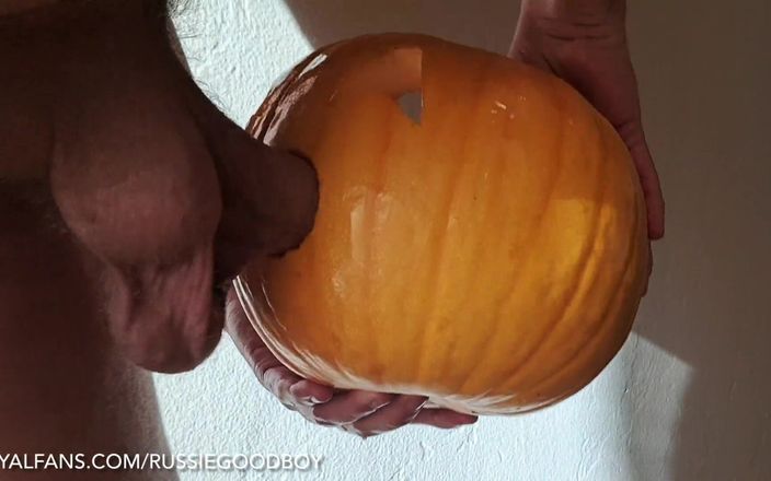 Russie Goodboy: Pieprzyć N spust w Pumpkin Jack off w Jack O...