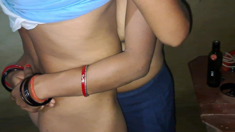 Trilokinath: Aku lagi asik sama tante tiriku sampai dia keenakan!