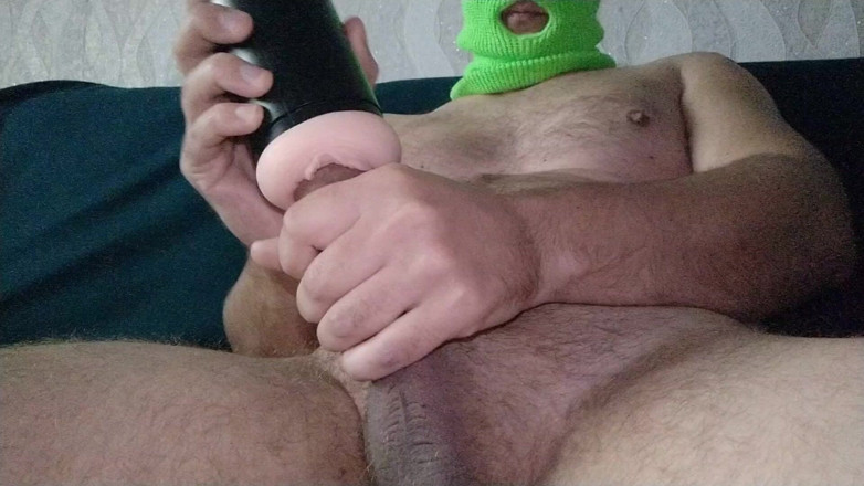 Hot guy solo: Handjob and fucking my fleshlight, hands free cumshot