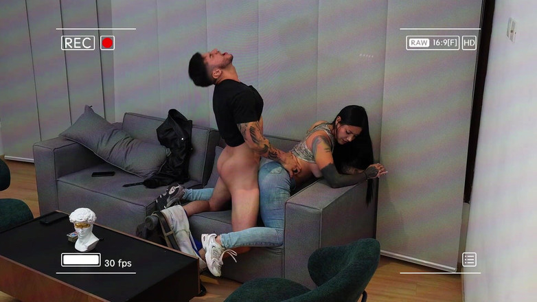 La Rola: Wat een! Ik neuk de beste vriend van mijn stiefzus...