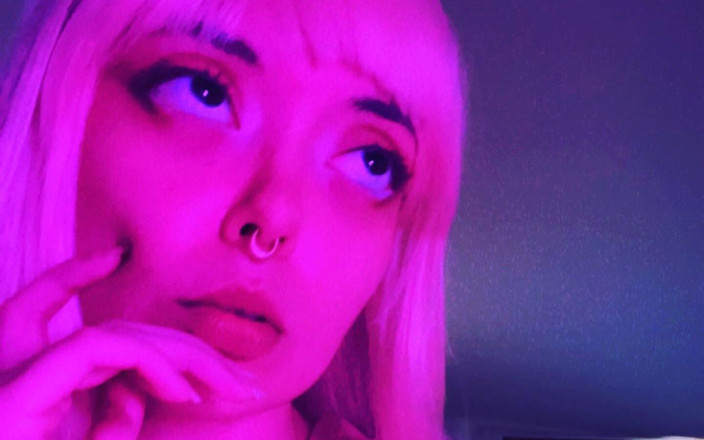 sky_wryder: あなたのふしだらな女主婦