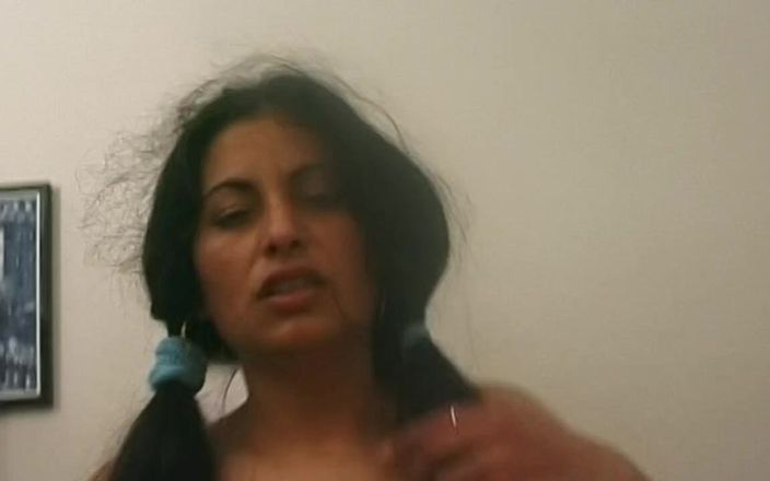 DEUTSCHLAN PORNO XXX: Follada grupal amateur para putas que buscan sexo real
