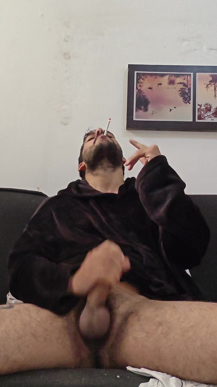 Grayalpha: Winter show sborra da solo a casa dice porcate