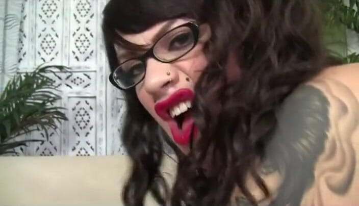 Ugly but HOT: Huge body big boobs girl big cock sucking pussy fucking...