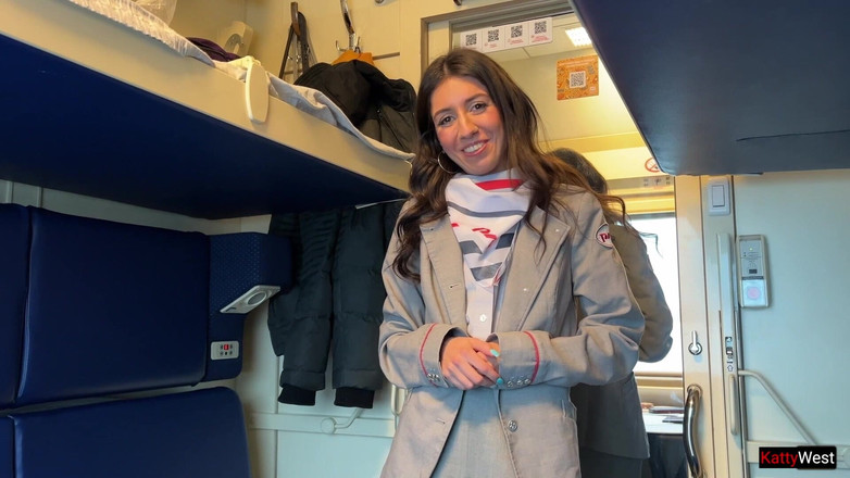 Katty West: Seks met conducteur in de trein, ik hoop dat ze...