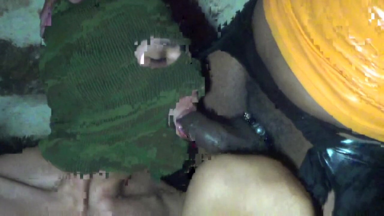 Gaybareback: Amazing gang bang orgy in Paris / 4