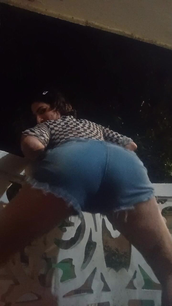 Femboy from Colombia: Estamos Circulando Para Ficar Juntos