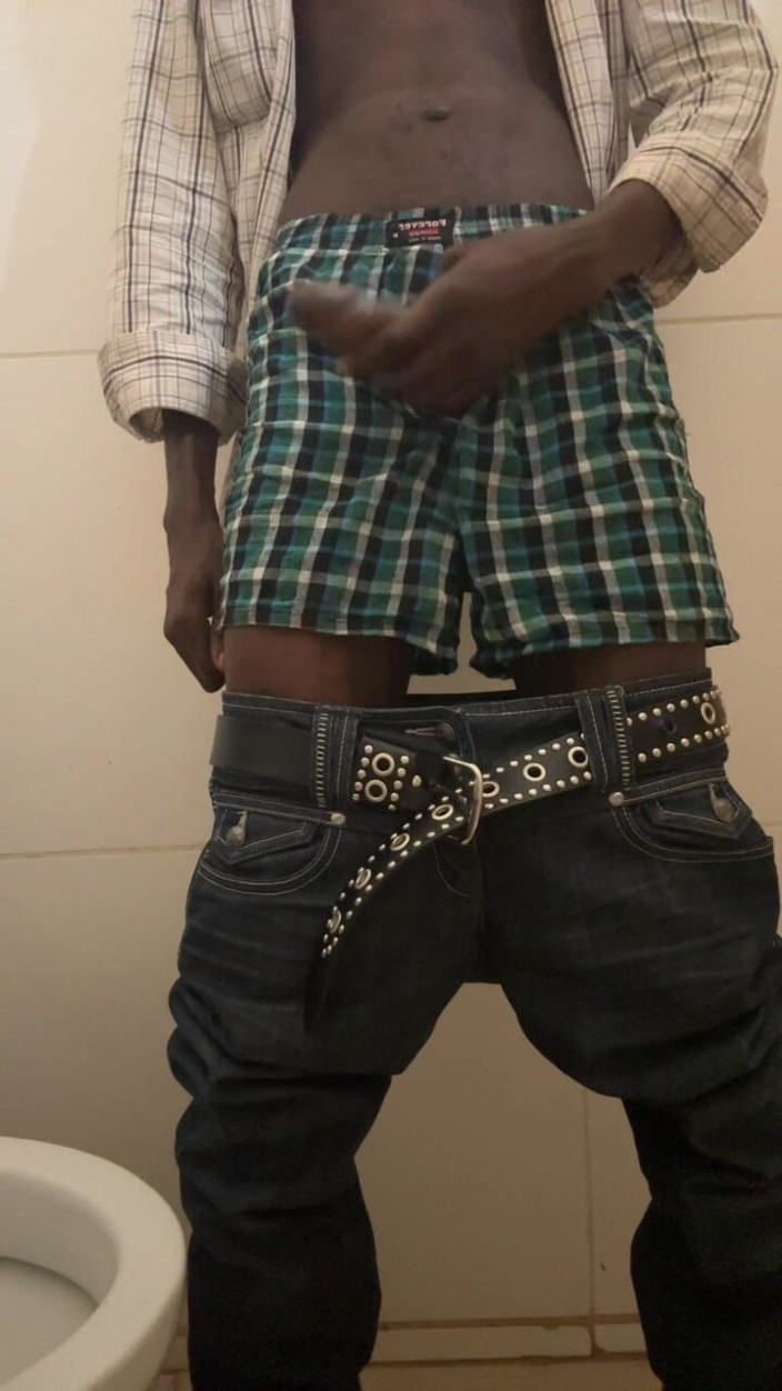 Slimniqqa: Bro Got Horny at Work He Had to Beat His...