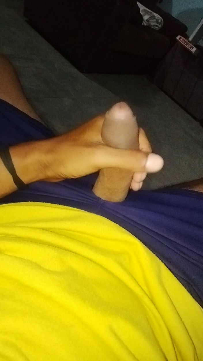 AlexAlejandro13: I Put Myself in Relaxing Mode on My Couch