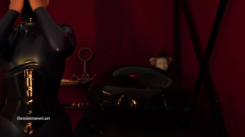 The mistress Wei: [sesiunea 2 | Partea 1] Abordarea dependentei tale de latex
